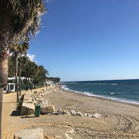 Vila Matda Beachfront Puente - Marbella