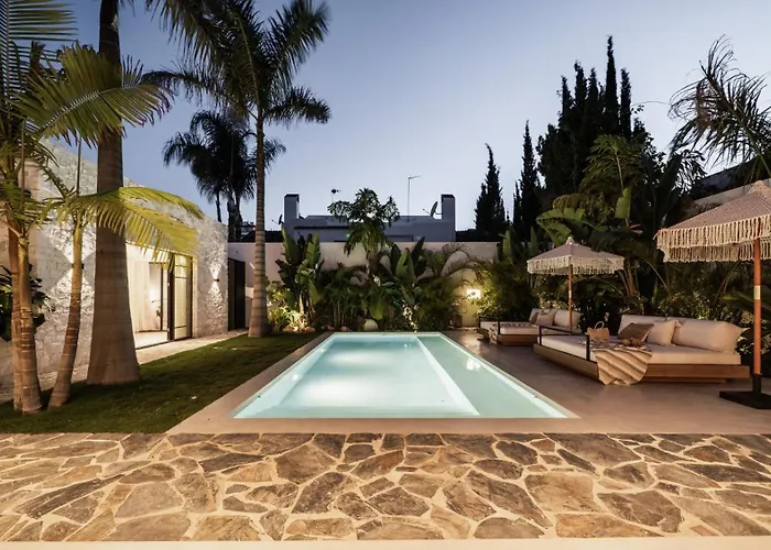 Matda Beachfront Puente - Villa Marbella