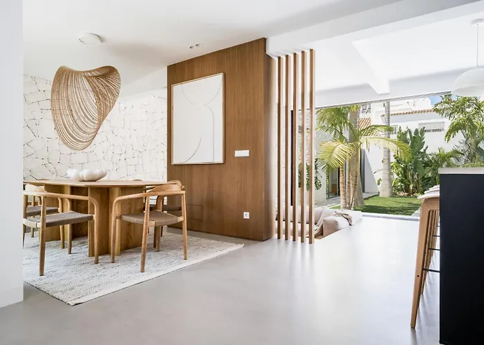 Villa Matda Beachfront Puente -